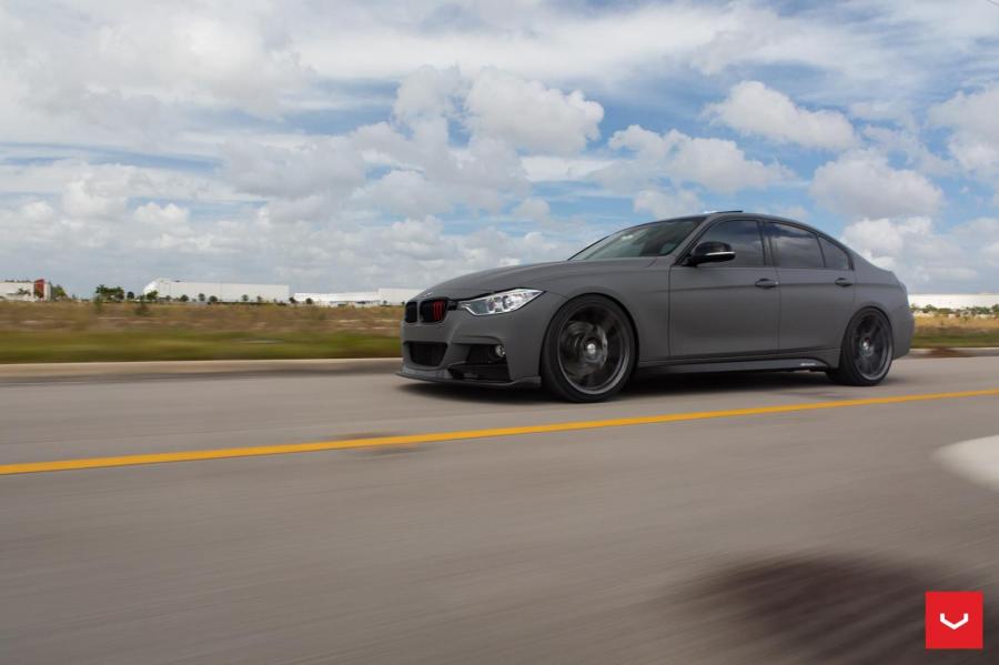  BMW 328i Sedan on Vossen Wheels (VFS-6) 2016 года  (фото 29 из 47)